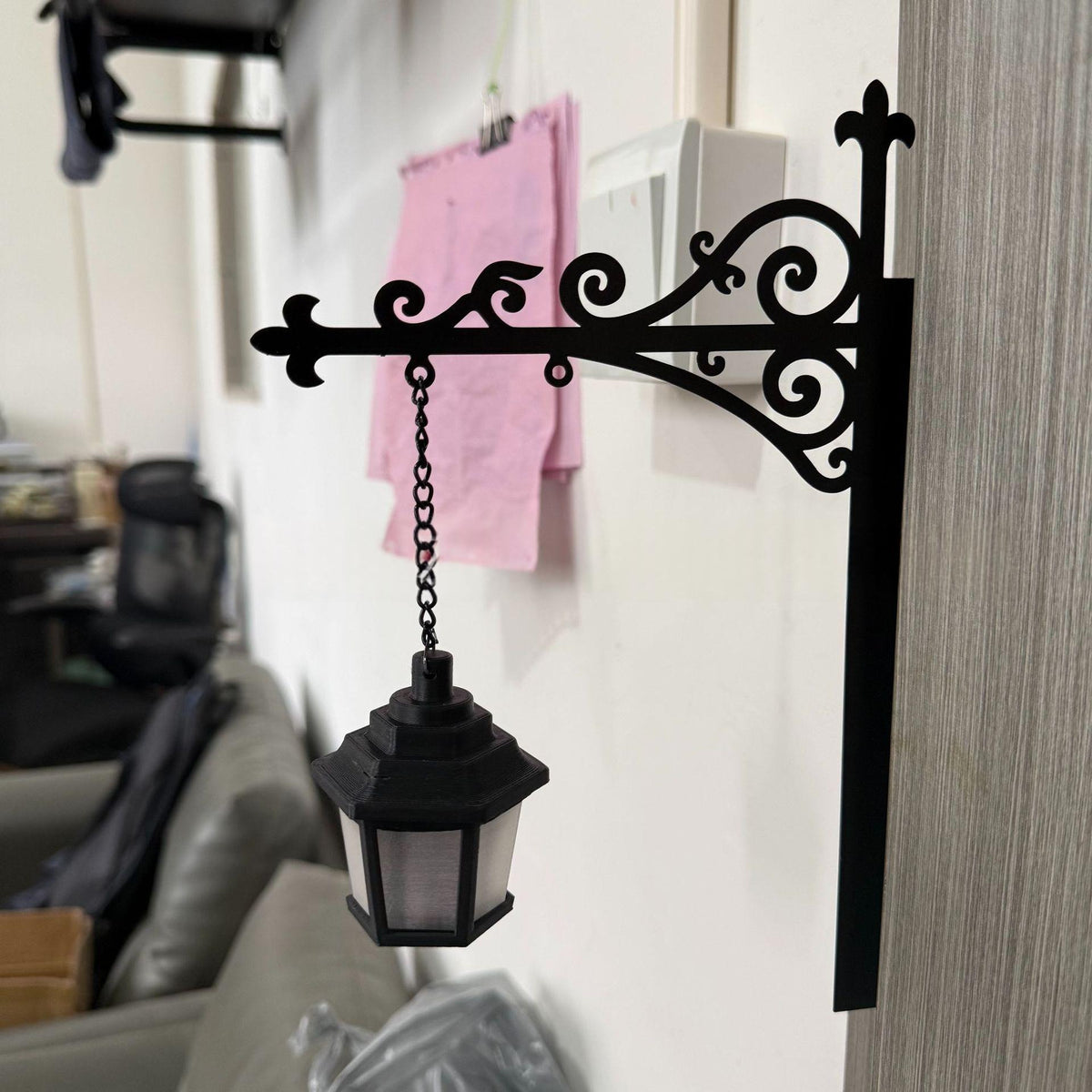 Classic Craft Metal Lantern Light