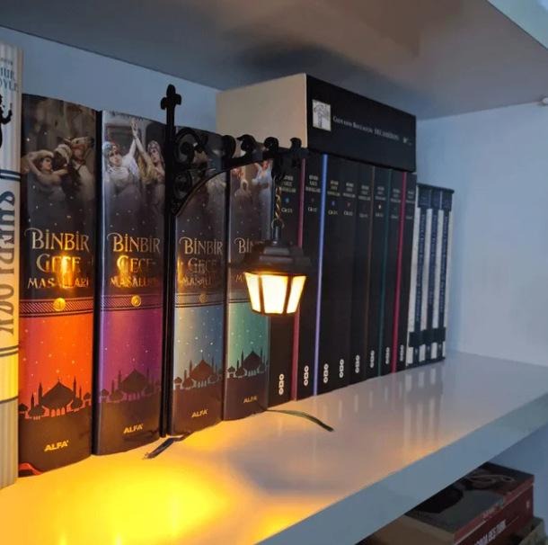 Classic Craft Metal Lantern Light