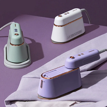 TravelPro Handheld Steamer – Sleek & Portable